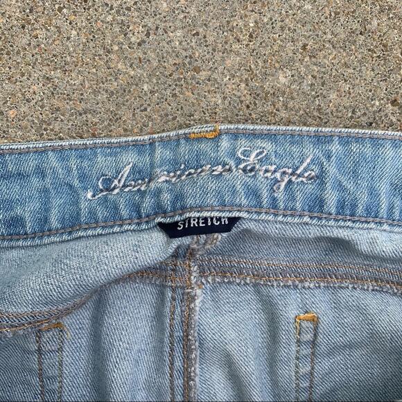 AEO light wash distressed skinny jeans STRETCH 6 REGULAR - Picture 3 of 5